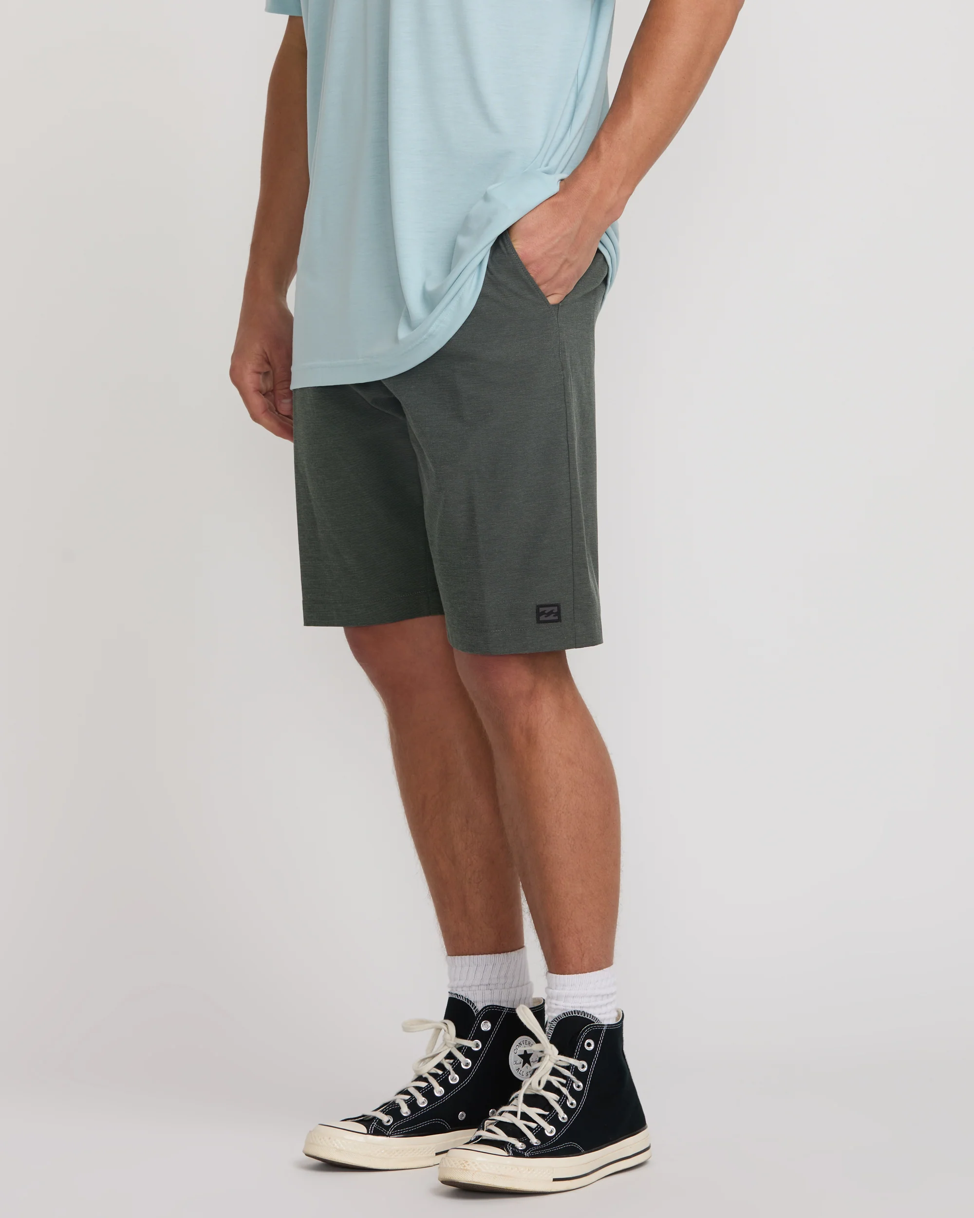 Crossfire Submersible 21" Hybrid Shorts - Asphalt - Image 6