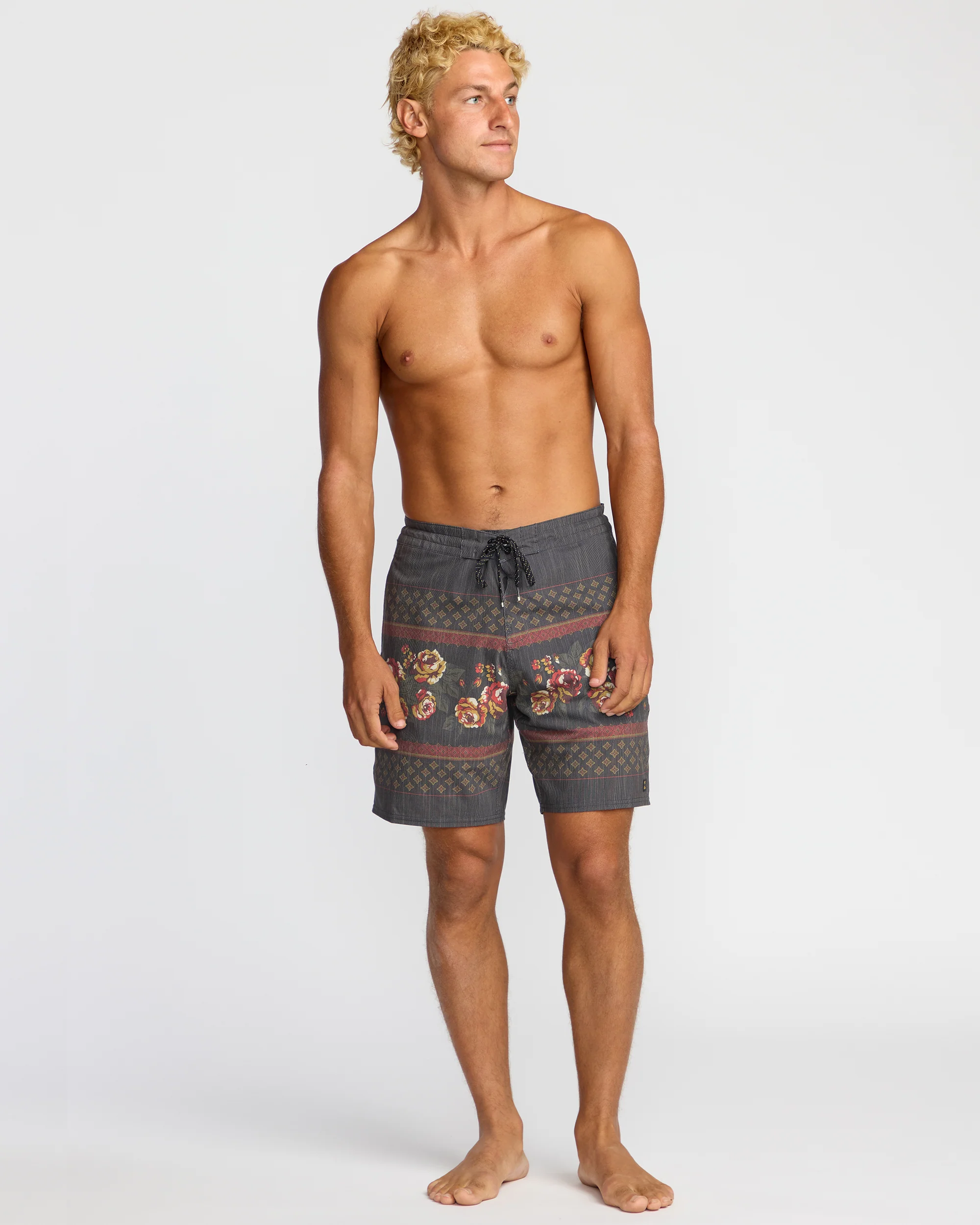 Sundays Lo Tide 19" Boardshorts - Black - Image 5